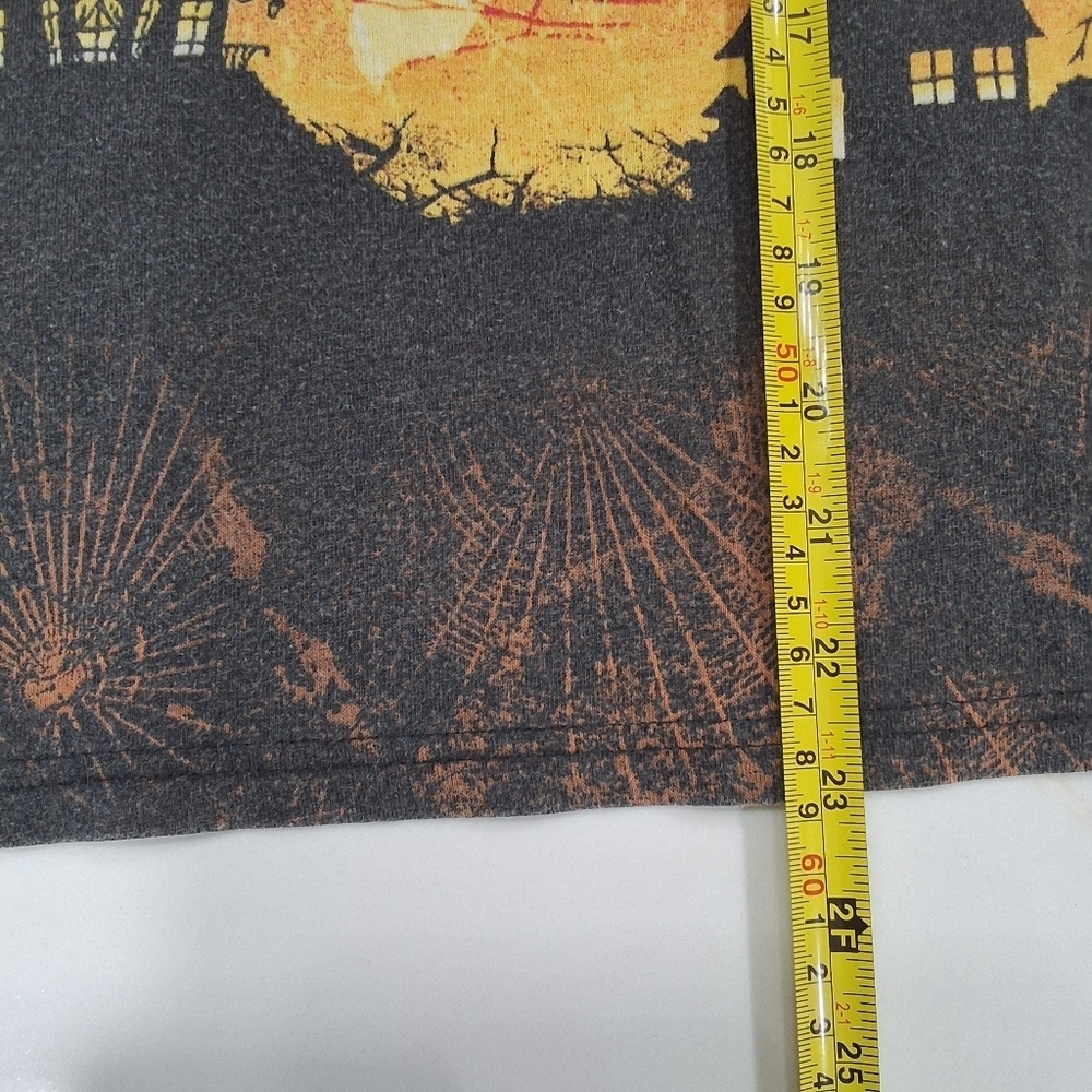 ✨2/$25 Y2k VTG~Holiday Editions~Halloween Graphic~Rhinestone~Acid Wash Shirt~2X - Picture 7 of 8